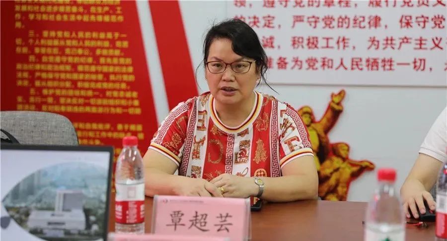 8 月 17 日上午,广西红十字基金会项目管理一部部长覃超芸,副部长黎