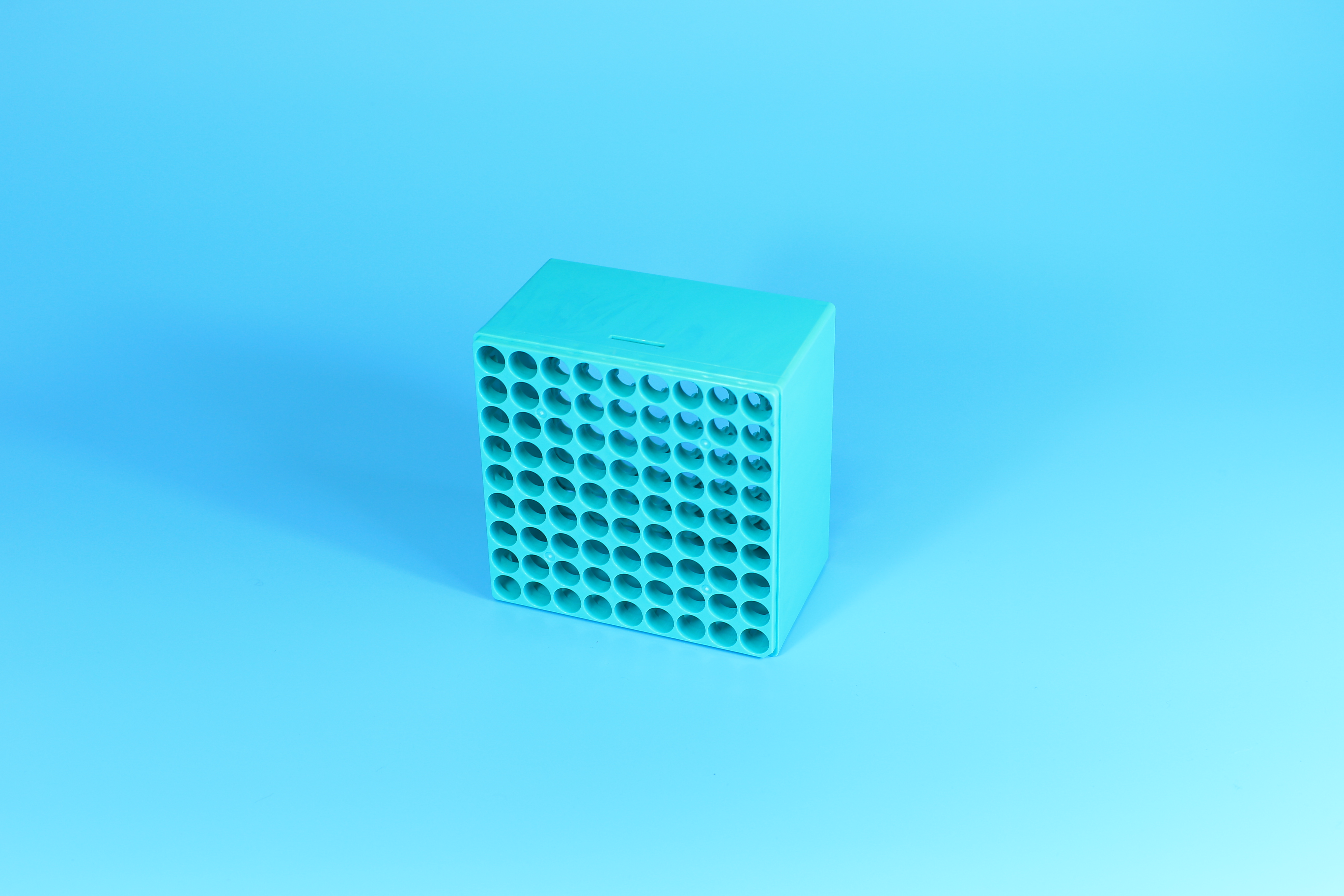NEST 2.0mL冻存管盒，9×9孔，616021