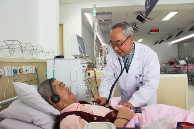 肾内科3 压缩.JPG