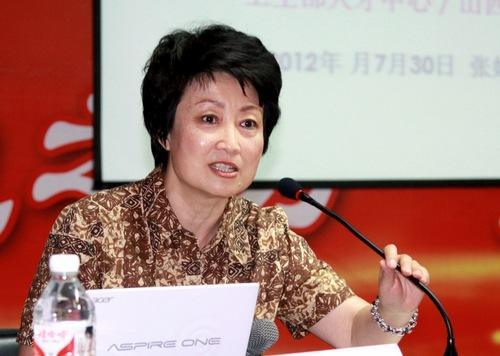 张妉丹.jpg