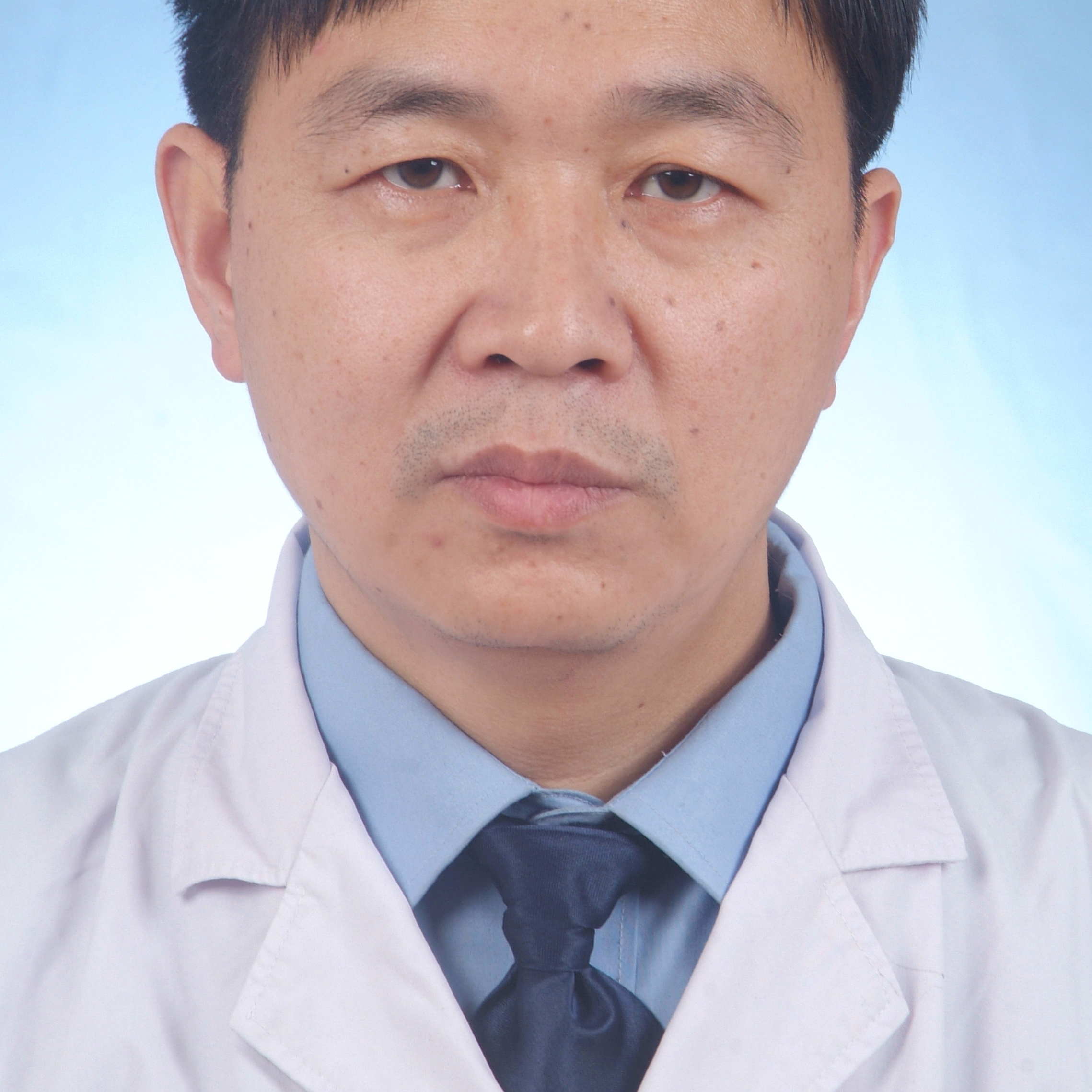董敬远