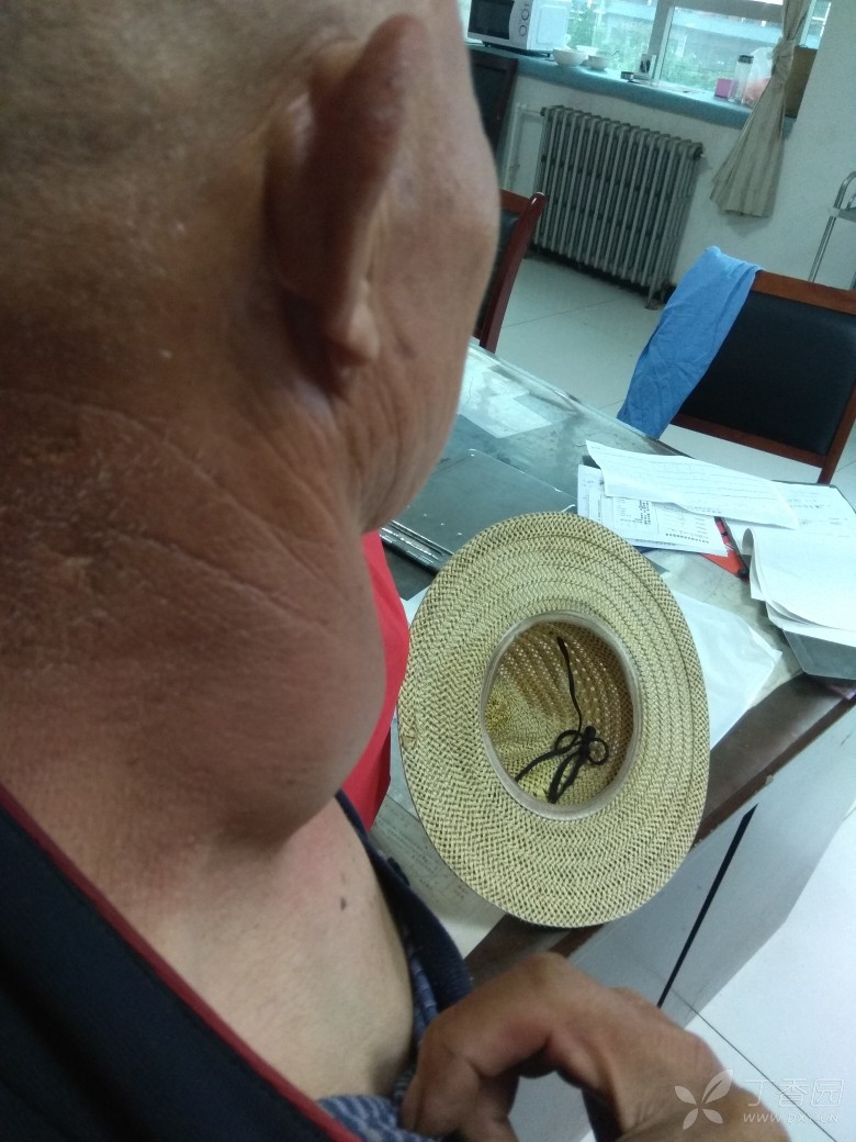 颈部肿物一年,这是这什么东东?