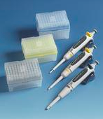  Starter Kit 移液器组合套装，Transferpette® S 微量移液器  包含3支微量移液器Transferpette® S  704792