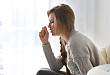 年轻女性咳嗽反反复复 2 个月，这是为什么？