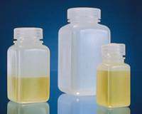 广口方瓶， 瓶身PP材料；瓶盖PP材料