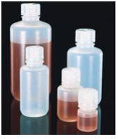 窄口瓶,瓶身LDPE材料;瓶盖PP材料