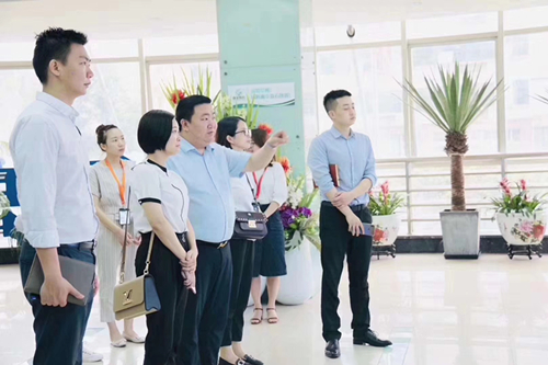 威斯腾生物热烈欢迎瀚华金融赵总、唐总一行来我司交流访问