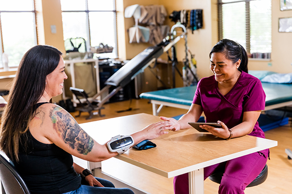 XFT 携手知名康复机构 Hanger 开展全球合作