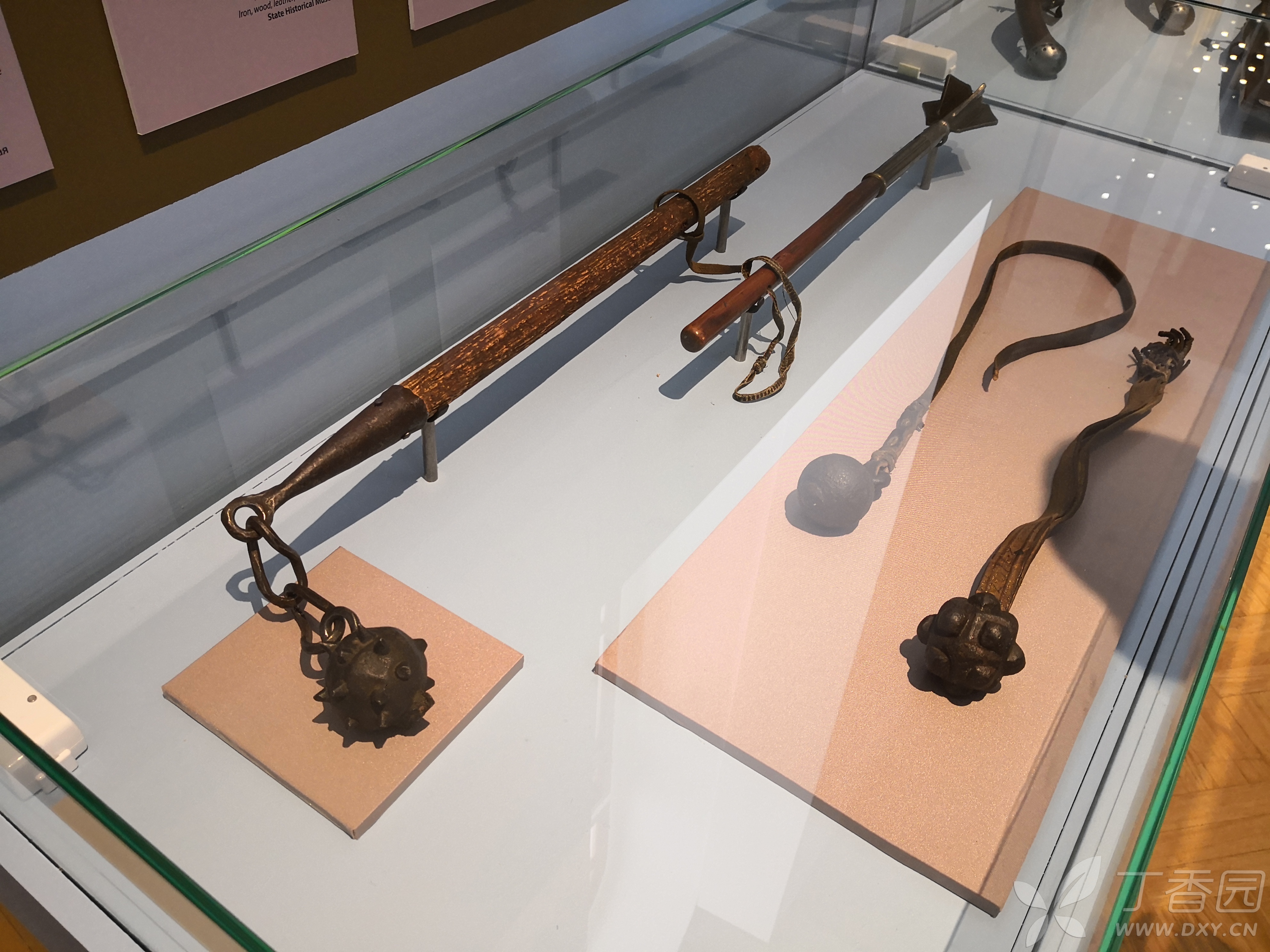 连枷,凸缘杖和流星锤