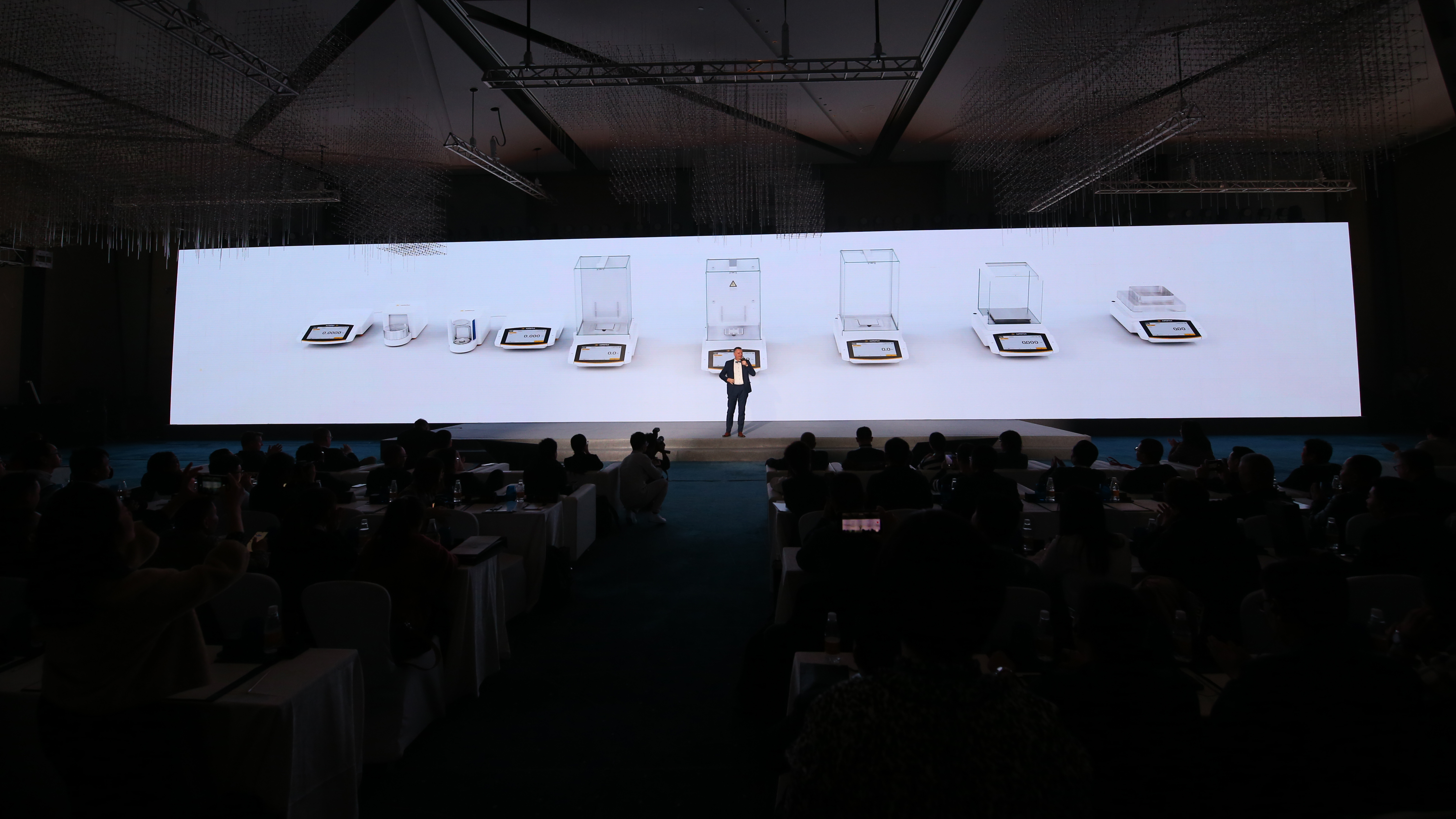 赛多利斯 Cubis® II 新一代模块化高端实验室天平盛大发布