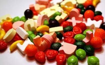 维生素B12的饮食以长期预防肥胖及其相关的不利健康并发症的重要性