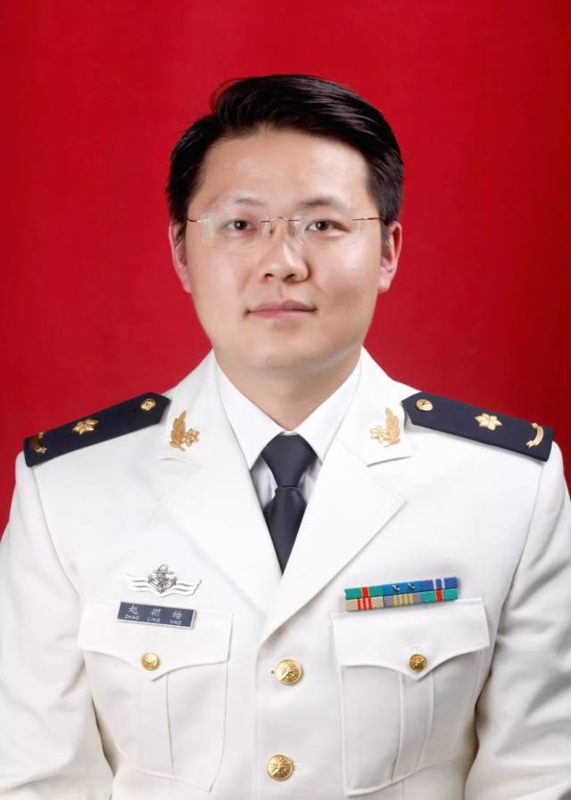 2011 年进入海军军医大学攻读外科学硕士研究生,导师周伟平教授,并于