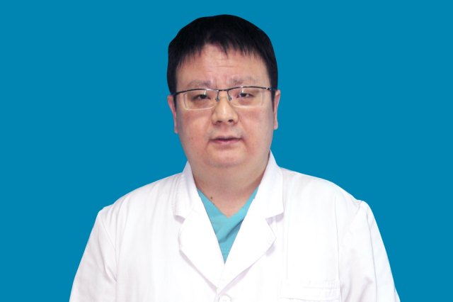 凌文君.jpg