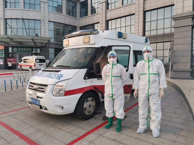 提灯战时疫，白衣秉丹心丨逆行前线，护理人在行动！