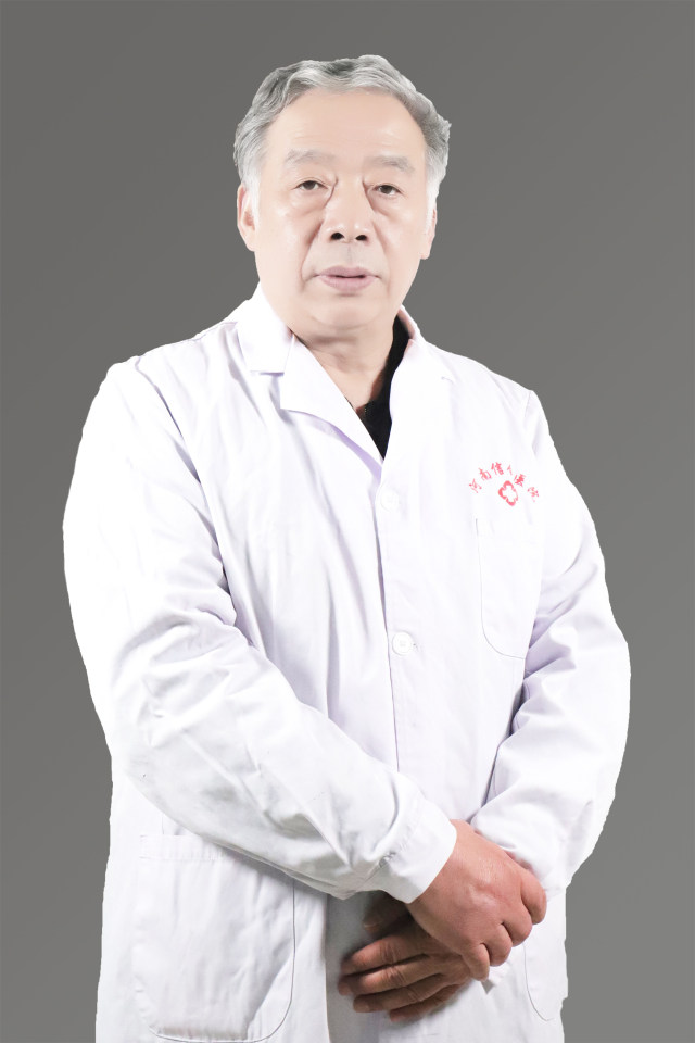盛光辉.jpg