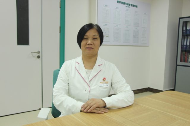 刘风芹  副主任医师  肾内   科主任.JPG