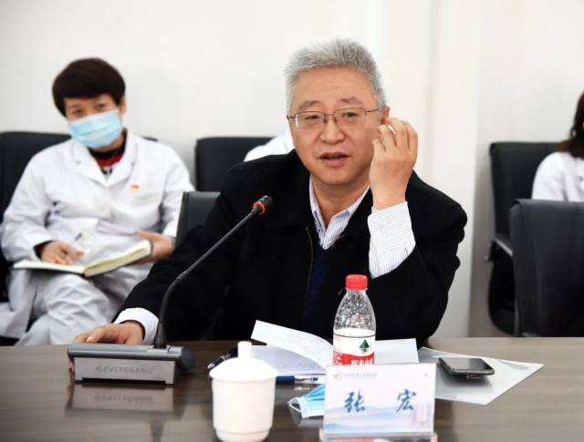 张宏主任充分肯定了二康的发展,同时对医院的重点专科发展,人才培养