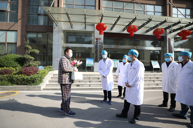 七条战线壮行色 白衣执甲气益豪 宜昌市第一人民医院战「疫」实录