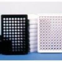  Thermo Scientific™ Nunc™ 96 孔底透微孔板及盖玻片底