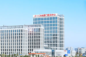 关于华厦眼科医院集团