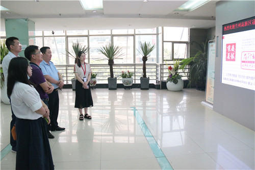 热烈欢迎兰州高新区管委会寇处长一行来我司考察调研！