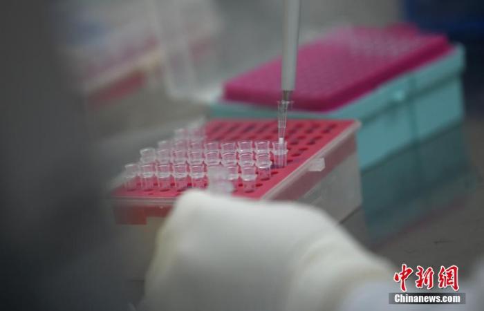 全球首例新冠“二次感染者”出现，带来了哪些提示？