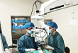 武汉艾格眼科医院成功施行第 9 例人工玻璃体球囊植入术