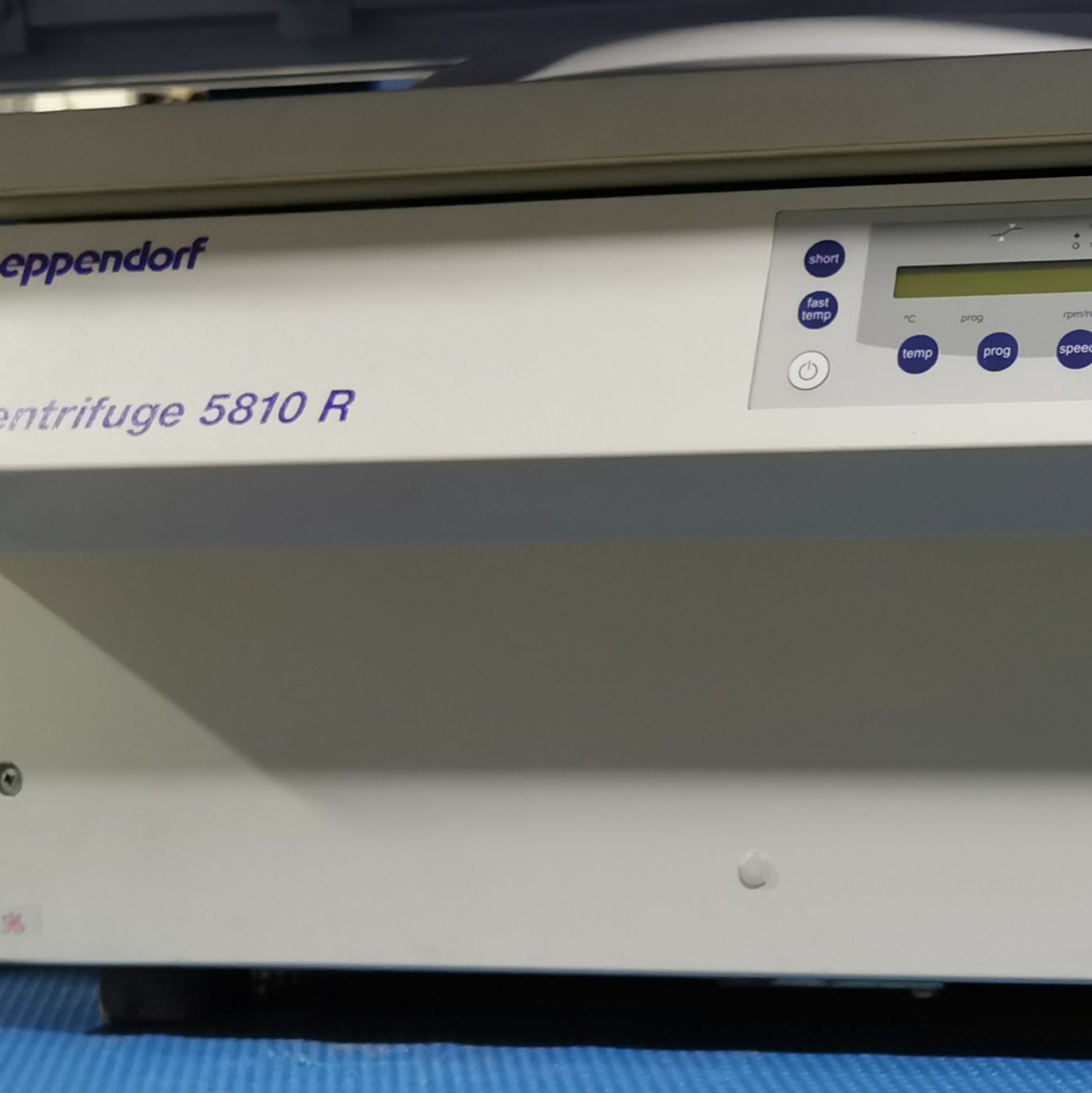 Eppendorf 5810 R 冷冻离心机