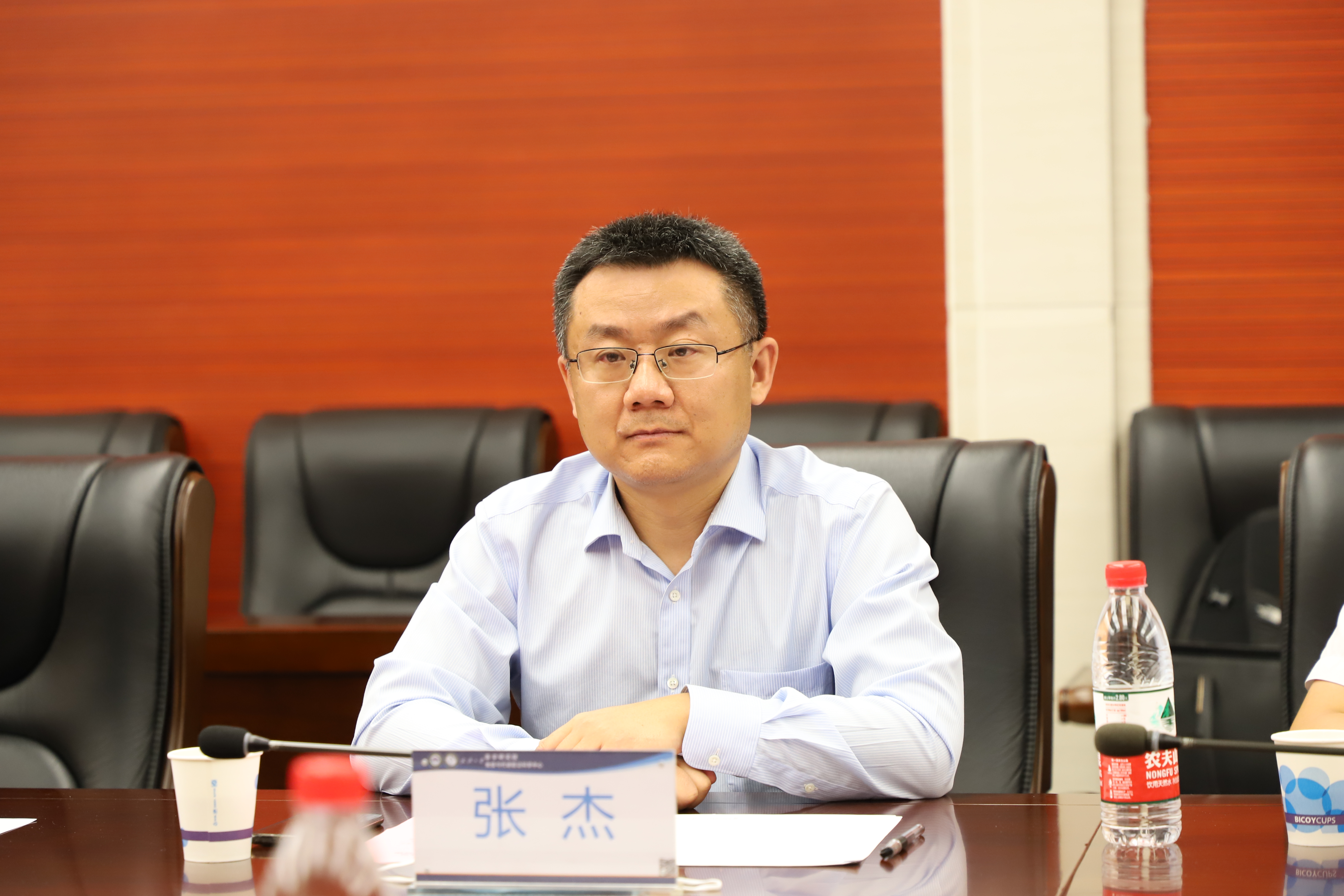 “义翘神州奖学金”捐赠仪式在武汉大学举行