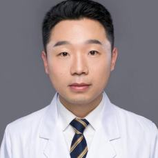 黄振