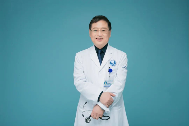 杜红伟 教授吉林大学白求恩第一医院 儿童生长发育中心主任医学博士