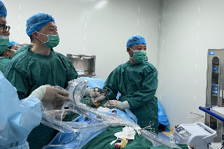 援藏医生方大维: 打造一支带不走的「医疗队」