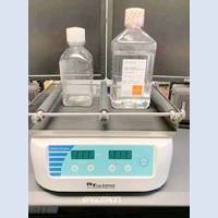 整合摇床和成像系统的小型三气培养箱