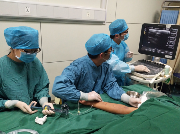 西安交通大学第一附属医院肾脏内科实施陕西省首例超声引导下透析通路支架植入术