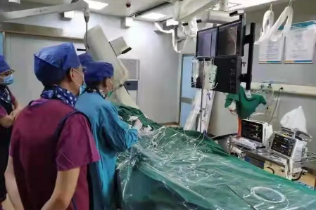 阜阳市妇女儿童医院成功实施医院首例无导线胶囊起搏器植入术