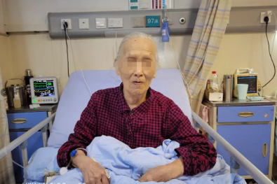西南医科大学附属医院再创记录，99 岁老人重获「心生」