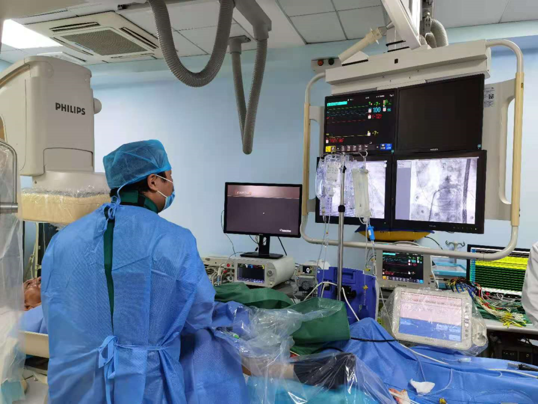 黄石爱康医院成功开展首例应用三维标测系统实施房颤消融术
