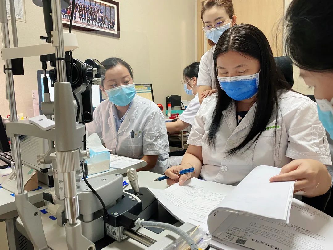 沈阳爱尔角膜塑形镜会员活动 —专家互动科普讲座