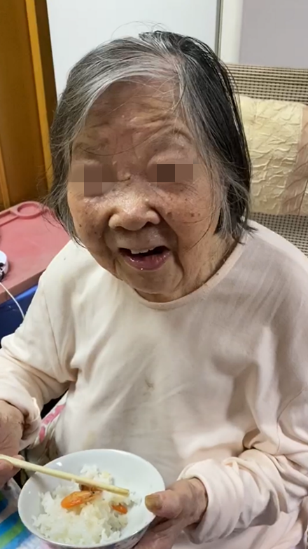 同济大学附属同济医院整形美容外科成功为一94岁高龄患者一期完成创伤救治及美容修复