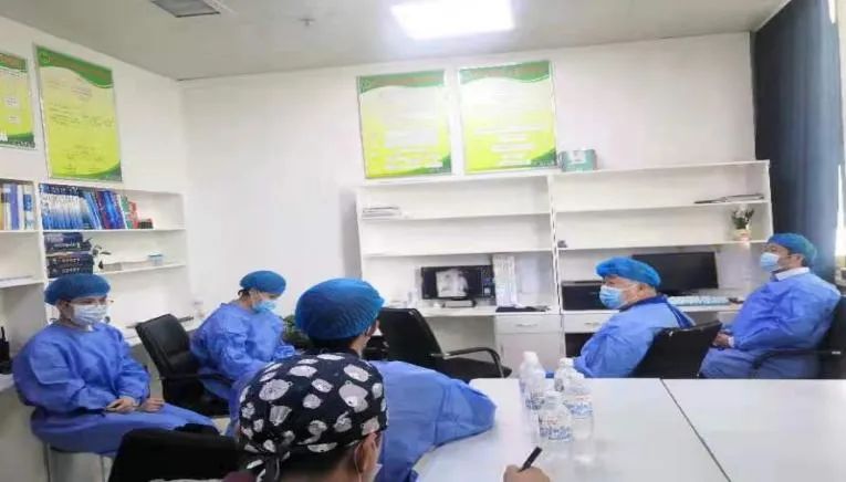 喀什地区第一人民医院组建 ECMO 团队抢救 27 岁危重宫外孕患者，开创地区先河