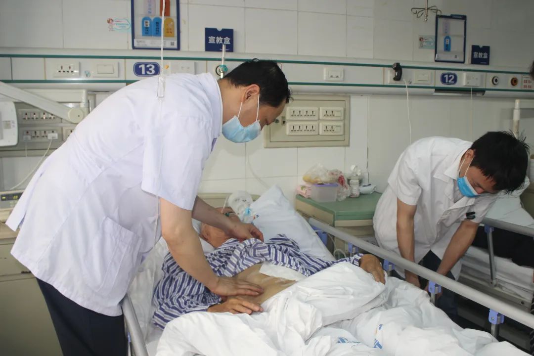 华润武钢总医院肝胆外科成功「拆弹」七旬老人脾脏、胰腺巨大肿瘤