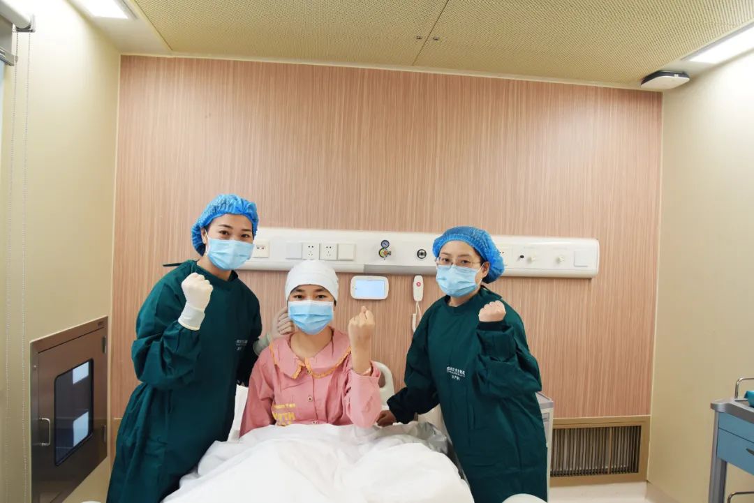 成都京东方医院启用无菌层流病房收治首例重型再生障碍性贫血患者