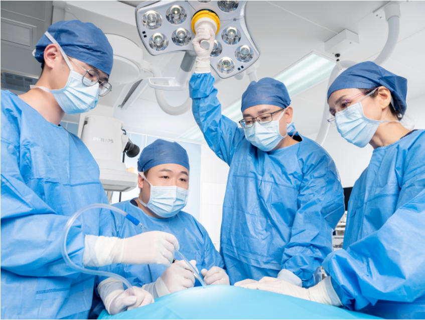 深圳市萨米医疗中心:脑肿瘤切除黑科技,术中核磁永远的神