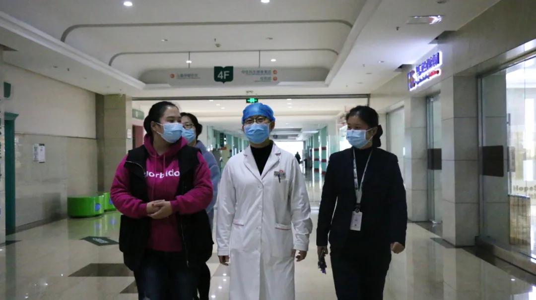 落实「两筛」民生实事, 新郑市人民医院在行动