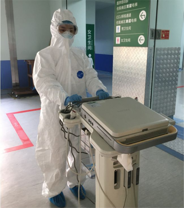 疫呼百应，他们全面的专业技能，全力配合前方医护