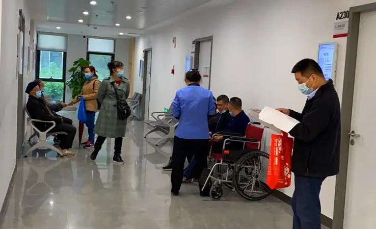 从医 40 余年，又一位老中医加盟重庆北部宽仁医院