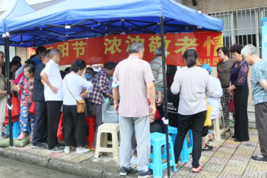 九九重阳节，浓浓海华情丨上海海华医院走进社区开展重阳节健康公益活动