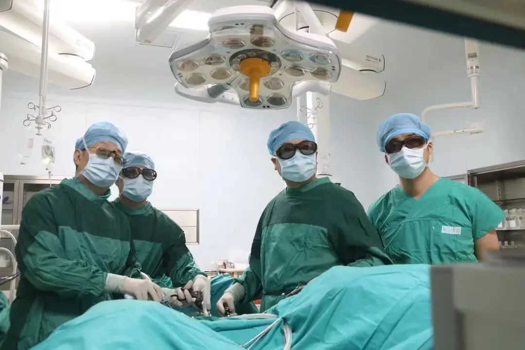 46 岁大哥痛断肝肠，河北医科大学第一医院这个团队密切配合挽救他的生命与健康