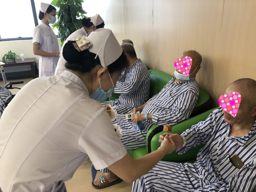 广州市东升医院住院部​：一样的节日，不一样的守护