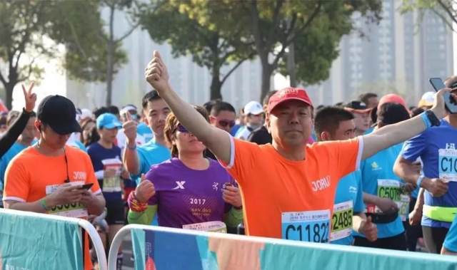 九如城集团护航 2019 宜兴国际马拉松